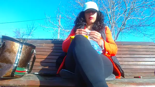 Snapshot of SquirtyMellissaLabia chatting on March 2025 06:51:02 AM SquirtyMellissaLabia online show from March 2025 06:51:02 AM