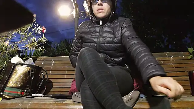 Snapshot of SquirtyMellissaLabia chatting on September 2025 04:44:02 PM SquirtyMellissaLabia online show from September 2025 04:44:02 PM