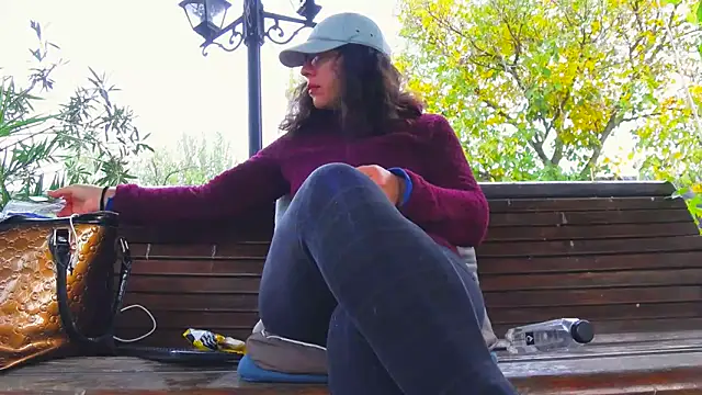 Snapshot of SquirtyMellissaLabia chatting on October 2025 06:02:02 AM SquirtyMellissaLabia online show from October 2025 06:02:02 AM