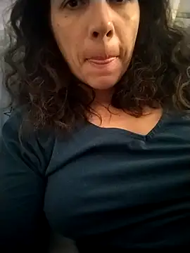 Snapshot of SquirtyMellissaLabia chatting on November 2025 06:40:02 PM SquirtyMellissaLabia online show from November 2025 06:40:02 PM