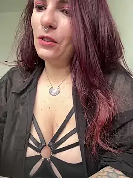 Snapshot of LunaMoongirl chatting on December 2024 09:24:01 AM LunaMoongirl online show from December 2024 09:24:01 AM