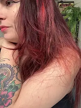 Snapshot of LunaMoongirl chatting on February 2025 09:38:02 AM LunaMoongirl online show from February 2025 09:38:02 AM