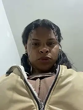 Snapshot of _diamondpamela chatting on April 2026 04:04:01 AM diamondpamela online show from April 2026 04:04:01 AM