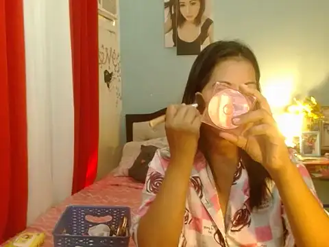 Snapshot of PearlOfAsia21 chatting on January 2025 02:16:02 AM PearlOfAsia21 online show from January 2025 02:16:02 AM