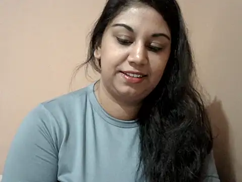 Snapshot of bellachow10 chatting on May 2026 07:36:02 AM bellachow10 online show from May 2026 07:36:02 AM