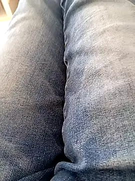 mickzizi online show from March 2025 01:18:01 PM