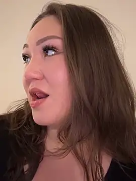 RosieDixx online show from November 2025 03:38:02 AM