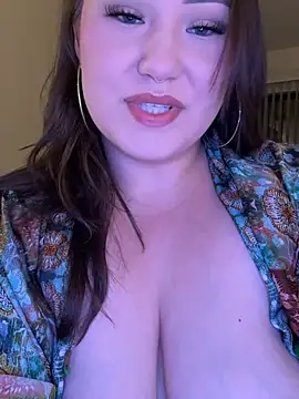 Snapshot of RosieDixx chatting on June 2026 04:30:02 AM RosieDixx online show from June 2026 04:30:02 AM