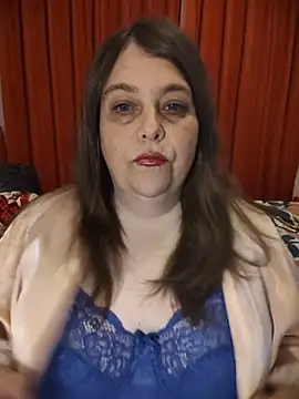 Snapshot of HouseWifeWhore_Milf chatting on June 2026 09:34:02 AM HouseWifeWhore Milf online show from June 2026 09:34:02 AM