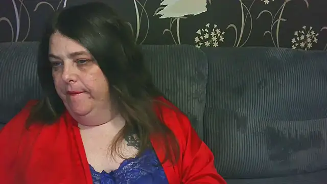 Snapshot of HouseWifeWhore_Milf chatting on June 2026 01:08:01 AM HouseWifeWhore Milf online show from June 2026 01:08:01 AM