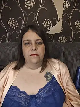 Snapshot of HouseWifeWhore_Milf chatting on June 2026 09:06:01 PM HouseWifeWhore Milf online show from June 2026 09:06:01 PM