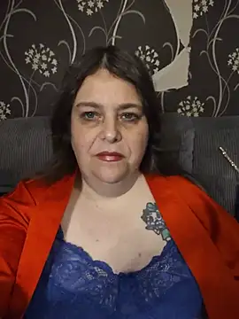 Snapshot of HouseWifeWhore_Milf chatting on June 2026 05:50:02 AM HouseWifeWhore Milf online show from June 2026 05:50:02 AM