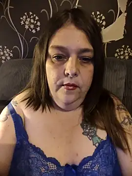 Snapshot of HouseWifeWhore_Milf chatting on July 2026 12:17:01 AM HouseWifeWhore Milf online show from July 2026 12:17:01 AM