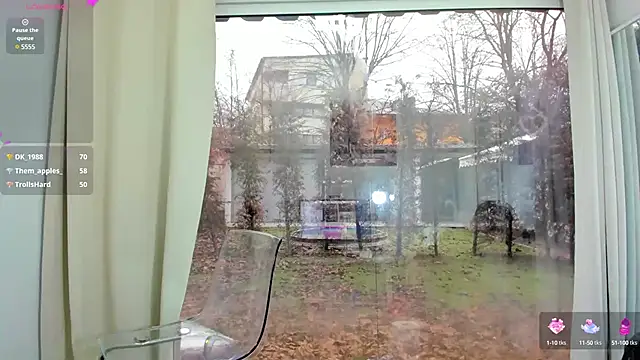 Snapshot of Sarabecker chatting on February 2025 11:20:01 AM Sarabecker online show from February 2025 11:20:01 AM