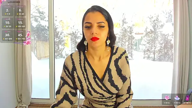 Snapshot of Sarabecker chatting on February 2025 09:06:02 AM Sarabecker online show from February 2025 09:06:02 AM