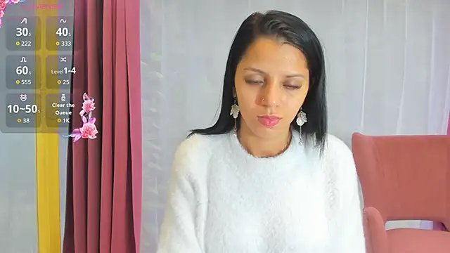 Snapshot of Sarabecker chatting on October 2025 07:20:02 AM Sarabecker online show from October 2025 07:20:02 AM