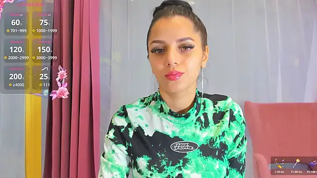 Snapshot of Sarabecker chatting on November 2025 10:26:01 AM Sarabecker online show from November 2025 10:26:01 AM