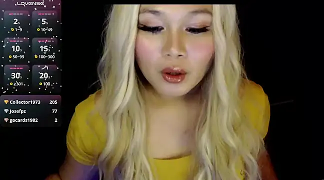 Snapshot of stacey_wills44 chatting on January 2025 12:43:02 AM stacey wills44 online show from January 2025 12:43:02 AM