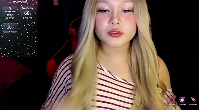 Snapshot of stacey_wills44 chatting on March 2025 12:15:01 AM stacey wills44 online show from March 2025 12:15:01 AM