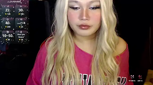 Snapshot of stacey_wills44 chatting on March 2025 08:38:02 PM stacey wills44 online show from March 2025 08:38:02 PM