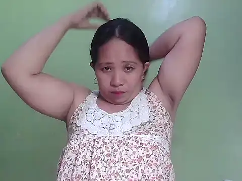 Snapshot of sweetlady_pinay chatting on April 2026 07:29:01 AM sweetlady pinay online show from April 2026 07:29:01 AM