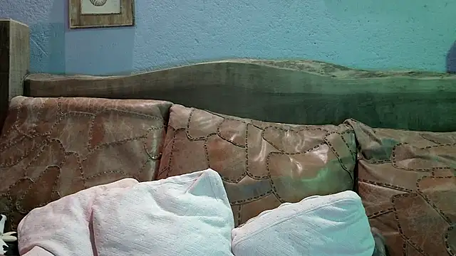 Lilmuh  online show from January 2025 02:18:02 AM