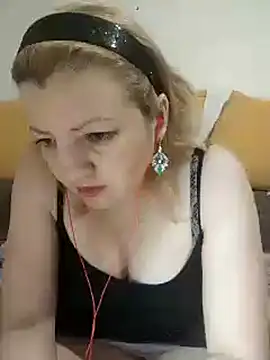 stefanyharper16 online show from March 2025 09:32:02 PM