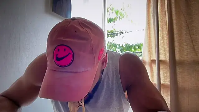 Snapshot of romeolovedark chatting on July 2026 06:14:01 PM romeolovedark online show from July 2026 06:14:01 PM