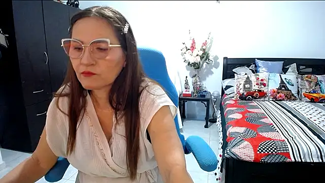 Xiimen online show from February 2026 06:33:01 PM