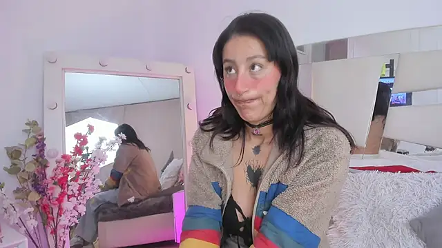 Mariana Joness online show from November 2025 02:24:01 AM