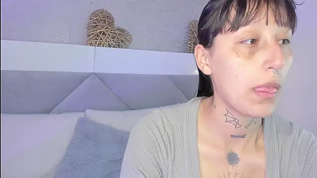 Mariana Joness online show from April 2026 02:49:01 AM