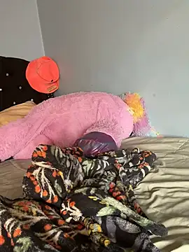 ChocolateBuns101 online show from December 2024 06:16:02 PM