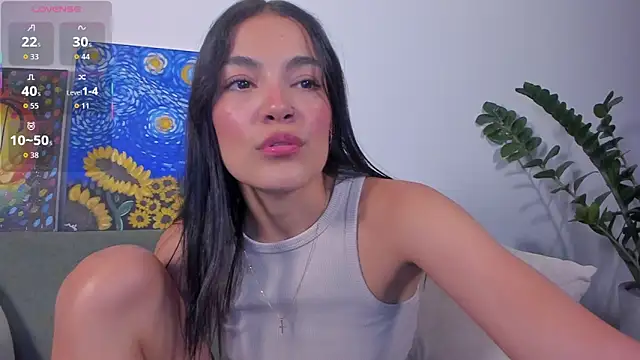 TIFFANYRUSSO online show from March 2026 05:46:01 AM