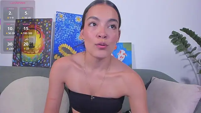 Snapshot of TIFFANYRUSSO chatting on March 2026 06:28:02 AM TIFFANYRUSSO online show from March 2026 06:28:02 AM