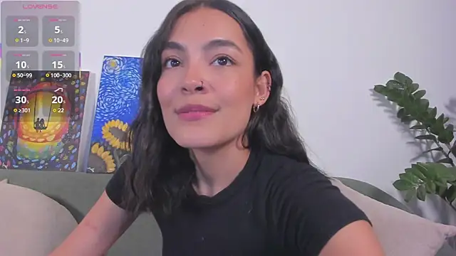 Snapshot of TIFFANYRUSSO chatting on March 2026 04:18:01 AM TIFFANYRUSSO online show from March 2026 04:18:01 AM