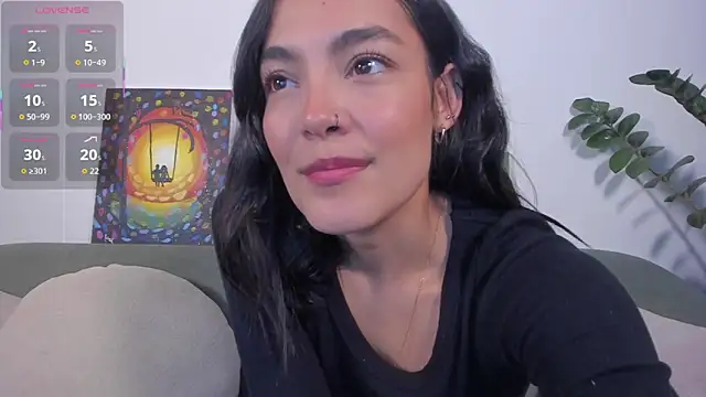 Snapshot of TIFFANYRUSSO chatting on April 2026 06:07:02 AM TIFFANYRUSSO online show from April 2026 06:07:02 AM