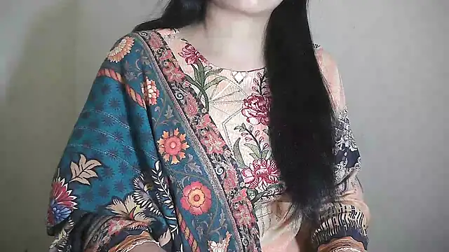 Snapshot of Chanchal--Navya chatting on February 2025 01:43:02 PM Chanchal--Navya online show from February 2025 01:43:02 PM