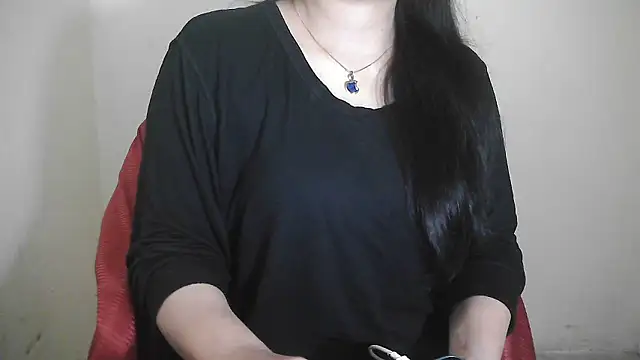 Snapshot of Chanchal--Navya chatting on February 2025 01:11:02 PM Chanchal--Navya online show from February 2025 01:11:02 PM