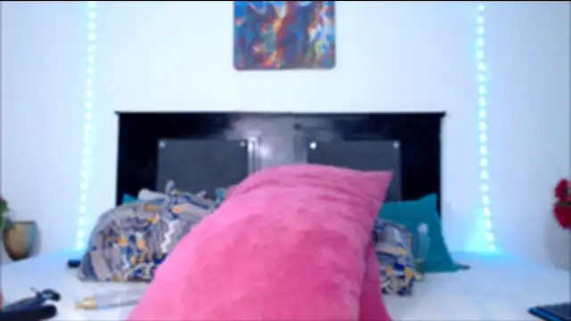 AdaraLink online show from December 2025 12:31:02 PM