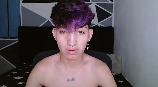 littlextreme online show from December 2024 06:48:01 AM