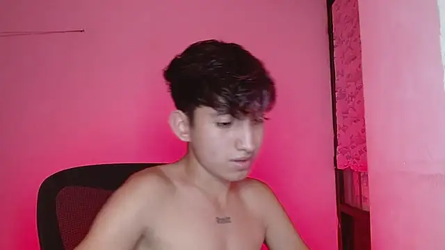 littlextreme online show from February 2025 09:04:02 AM