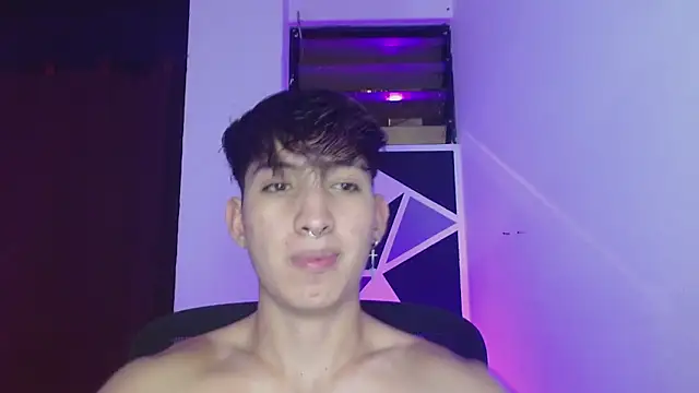 littlextreme online show from March 2025 02:56:02 AM