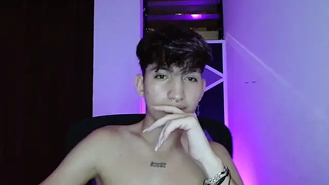 littlextreme online show from March 2025 04:41:01 AM