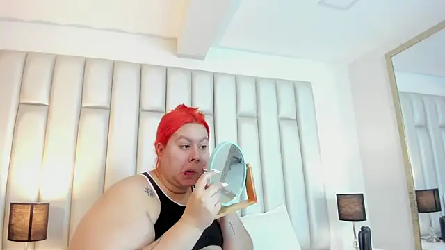 aandreaperez online show from November 2025 11:43:02 AM