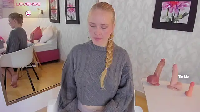 Snapshot of EmilySumer chatting on February 2025 10:17:02 AM EmilySumer online show from February 2025 10:17:02 AM