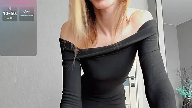 Snapshot of XValkyrieX chatting on January 2026 11:23:02 AM XValkyrieX online show from January 2026 11:23:02 AM