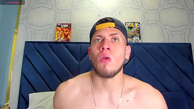 SebastianMaximoff online show from November 2025 07:03:03 PM