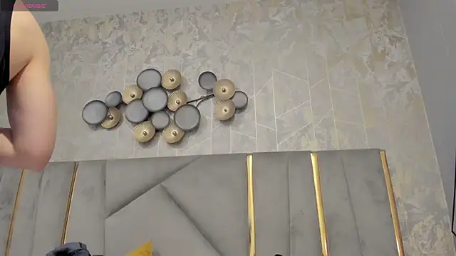 SebastianMaximoff online show from December 2025 07:55:01 PM