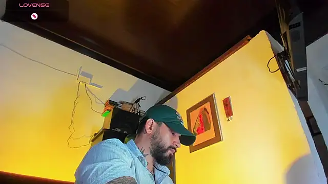 Snapshot of CamiloGray_ chatting on September 2025 02:16:01 PM CamiloGray online show from September 2025 02:16:01 PM