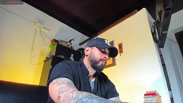 Snapshot of CamiloGray_ chatting on September 2025 01:13:01 PM CamiloGray online show from September 2025 01:13:01 PM